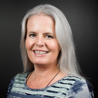 Elin  Børøsund